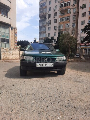 Opel Astra 1996, 218,000 km - 1.6 l - Bakı