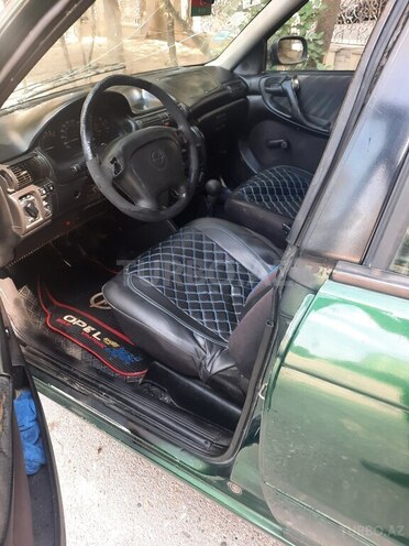 Opel Astra 1996, 218,000 km - 1.6 l - Bakı