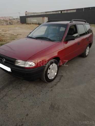 Opel Astra 1994, 255,000 km - 1.8 l - Sumqayıt