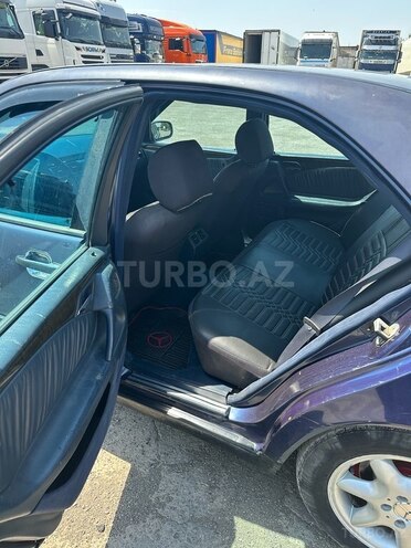 Mercedes E 280 1996, 376,000 km - 0.3 l - Bakı