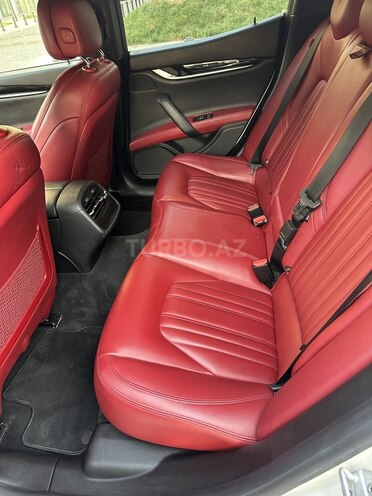 Maserati Ghibli 2017, 65,000 km - 3.0 л - Bakı