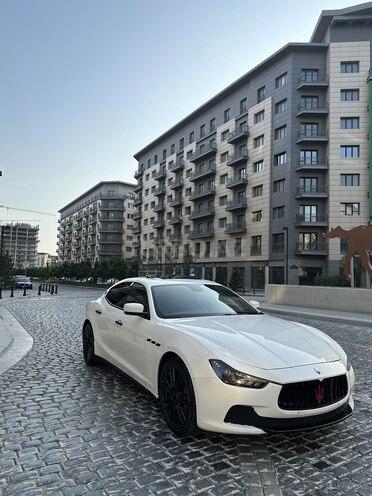 Maserati Ghibli 2017, 65,000 km - 3.0 л - Bakı