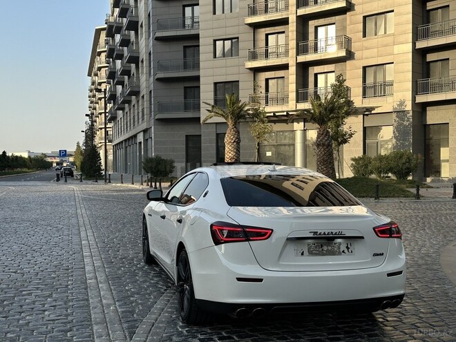 Maserati Ghibli 2017, 65,000 km - 3.0 л - Bakı