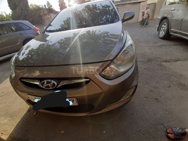 Hyundai Accent 2014, 235,000 km - 1.6 l - Bakı