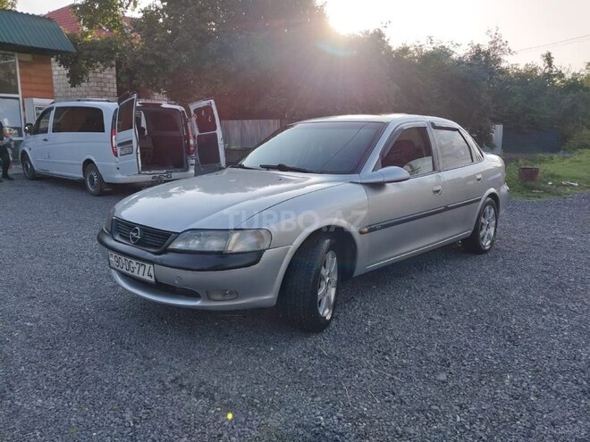 Opel Vectra 1995, 375,253 km - 1.8 l - Zaqatala