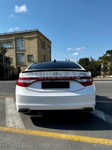 Hyundai Grandeur 2014, 199,000 km - 2.2 л - Bakı