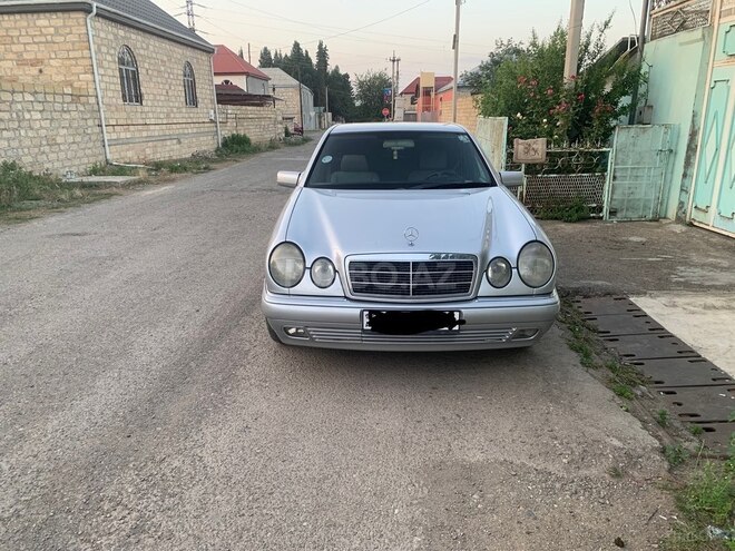 Mercedes E 200 1996, 347,200 km - 2.0 л - Tovuz