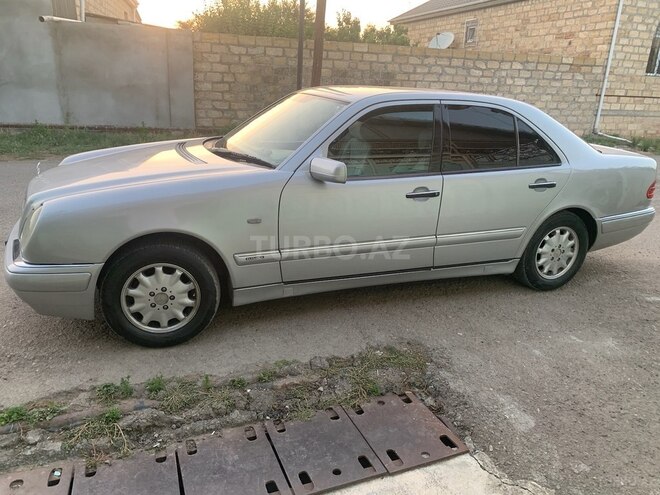 Mercedes E 200 1996, 347,200 km - 2.0 л - Tovuz