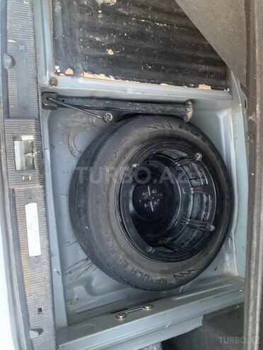 Mercedes E 200 1996, 347,200 km - 2.0 л - Tovuz