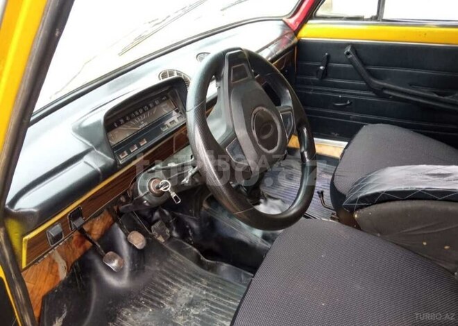 LADA (VAZ) 21011 1983, 20,000 km - 1.3 l - Salyan