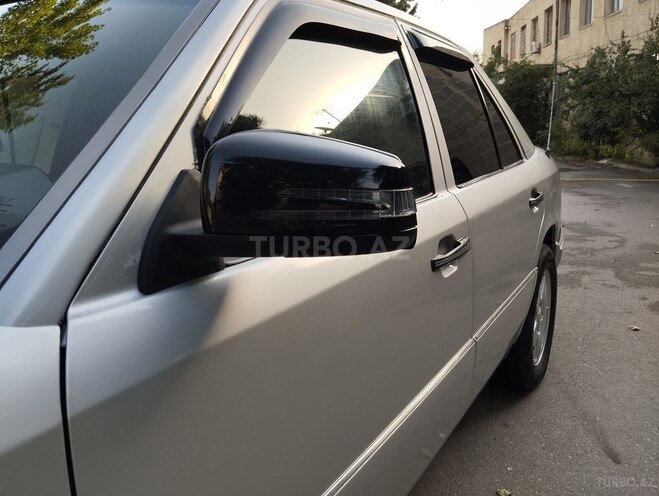 Mercedes E 220 1994, 380,000 km - 2.2 л - Bakı