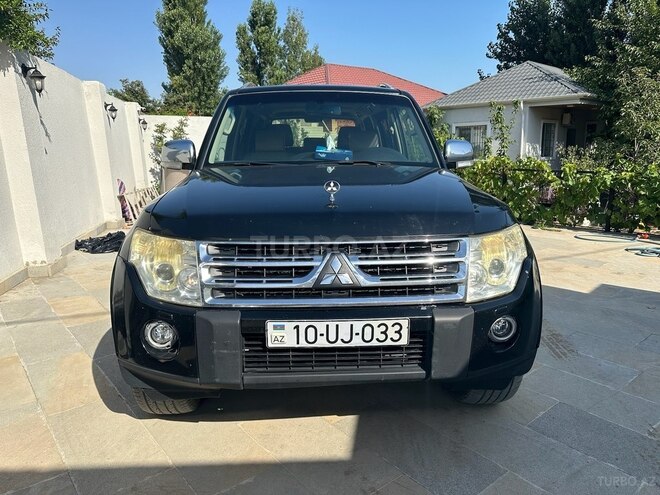 Mitsubishi Pajero 2011, 228,000 km - 3.5 л - Bakı
