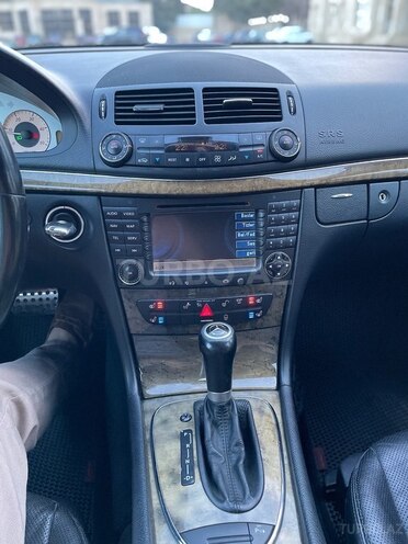 Mercedes E 280 2006, 265,000 km - 3.0 л - Bakı