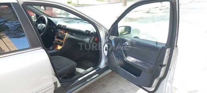 Mercedes C 220 2001, 27,500 km - 2.2 l - Sumqayıt