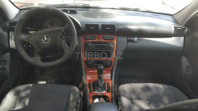 Mercedes C 220 2001, 27,500 km - 2.2 l - Sumqayıt