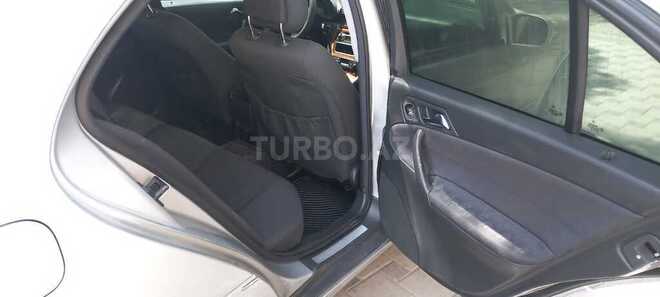 Mercedes C 220 2001, 27,500 km - 2.2 l - Sumqayıt