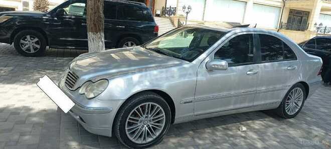 Mercedes C 220 2001, 27,500 km - 2.2 l - Sumqayıt