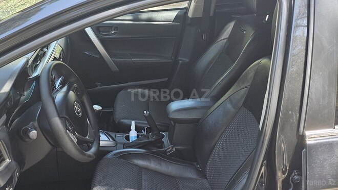 Toyota Corolla 2014, 155,360 km - 1.6 l - Bakı