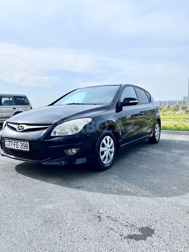 Hyundai i30 2011, 320,000 km - 1.6 l - Bakı