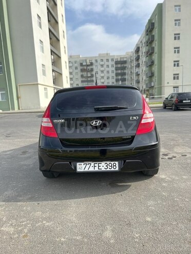 Hyundai i30 2011, 320,000 km - 1.6 l - Bakı