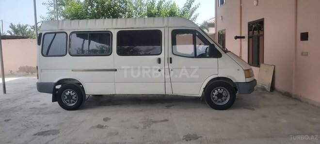 Ford Transit 1995, 300,000 km - 2.4 л - Şirvan