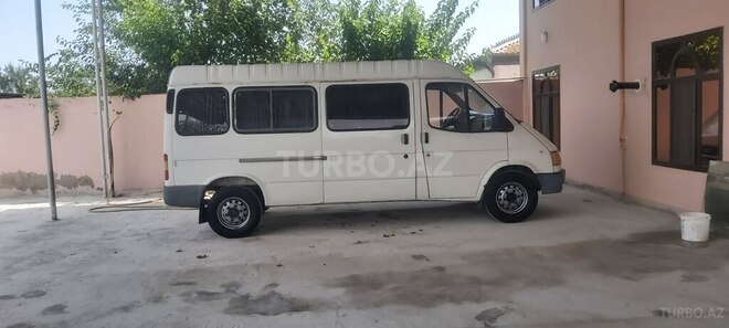 Ford Transit 1995, 300,000 km - 2.4 л - Şirvan