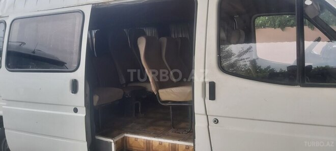 Ford Transit 1995, 300,000 km - 2.4 л - Şirvan