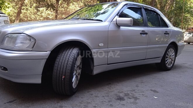 Mercedes C 220 1999, 380,000 km - 2.2 l - Bakı