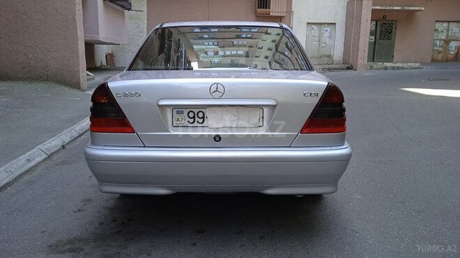 Mercedes C 220 1999, 380,000 km - 2.2 l - Bakı