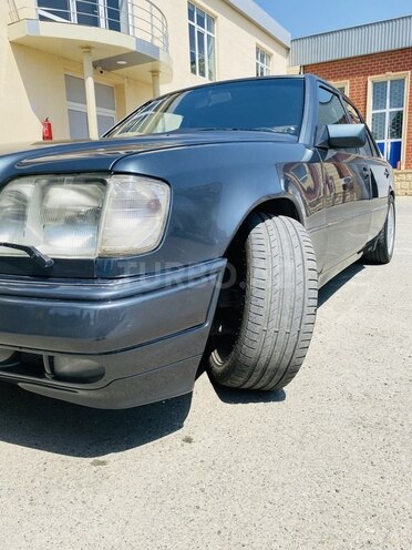 Mercedes E 220 1994, 444,444 km - 2.2 л - Gəncə