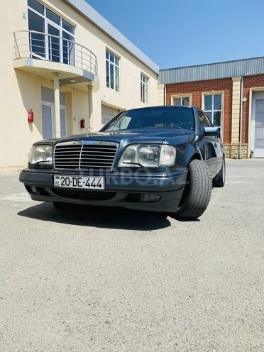 Mercedes E 220 1994, 444,444 km - 2.2 л - Gəncə