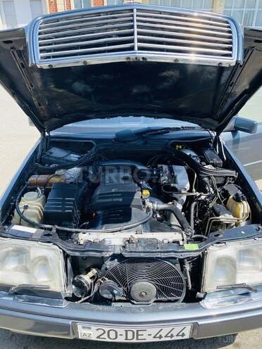 Mercedes E 220 1994, 444,444 km - 2.2 л - Gəncə