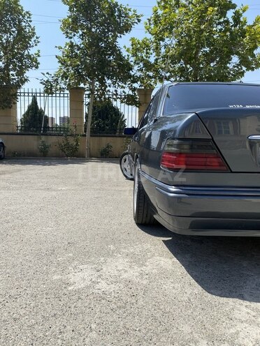 Mercedes E 220 1994, 444,444 km - 2.2 л - Gəncə