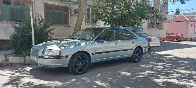 Volvo S80 2002, 300,000 km - 2.9 л - Bakı