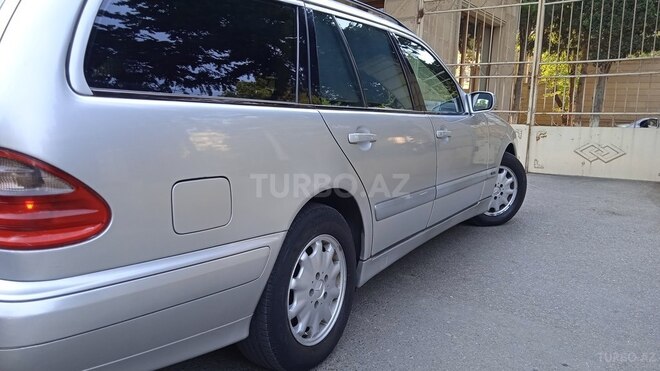 Mercedes E 220 2000, 428,000 km - 2.2 l - Bakı