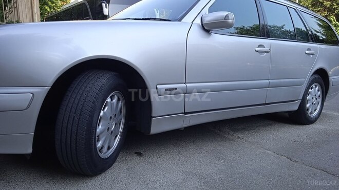 Mercedes E 220 2000, 428,000 km - 2.2 l - Bakı