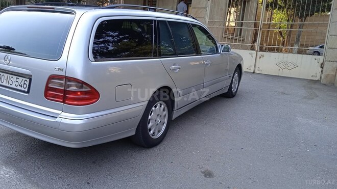 Mercedes E 220 2000, 428,000 km - 2.2 l - Bakı