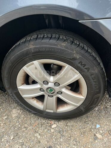Skoda Octavia 2011, 94,000 km - 1.6 l - Bakı