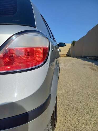 Opel Astra 2006, 288,000 km - 1.4 l - Bakı