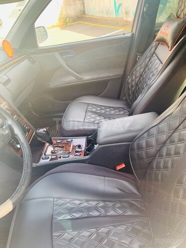 Mercedes E 240 2001, 306,000 km - 2.6 l - Bakı