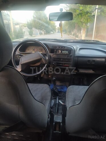 LADA (VAZ) 2115 2007, 445,500 km - 1.6 l - Salyan