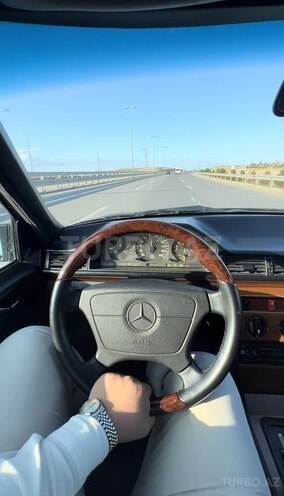 Mercedes E 220 1994, 480,000 km - 2.2 l - Bakı