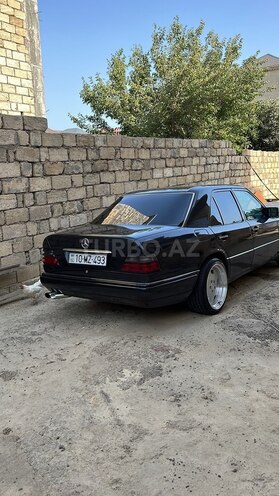 Mercedes E 220 1994, 480,000 km - 2.2 l - Bakı