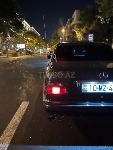 Mercedes E 220 1994, 480,000 km - 2.2 l - Bakı
