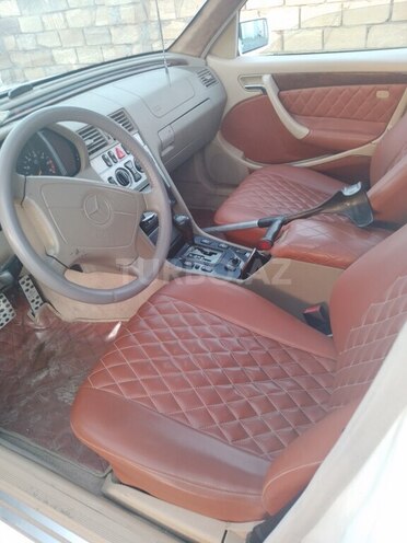 Mercedes C 230 1999, 431,800 km - 2.3 l - Biləsuvar