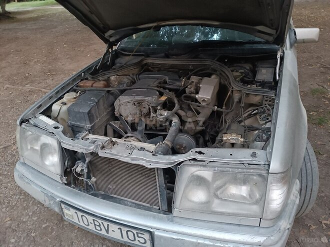 Mercedes E 220 2002, 404,825 km - 2.2 l - İsmayıllı
