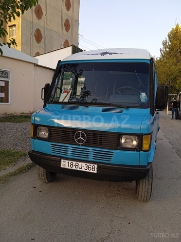 Mercedes 208 D 1993, 150,000 km - 2.3 l - Mingəçevir