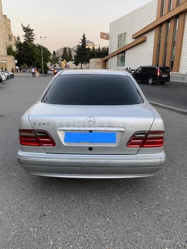 Mercedes E 240 2000, 411,167 km - 2.4 л - Bakı