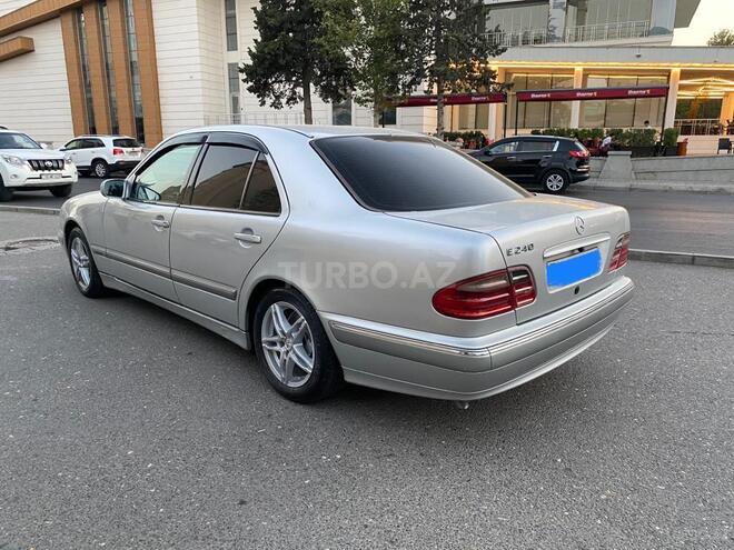 Mercedes E 240 2000, 411,167 km - 2.4 л - Bakı