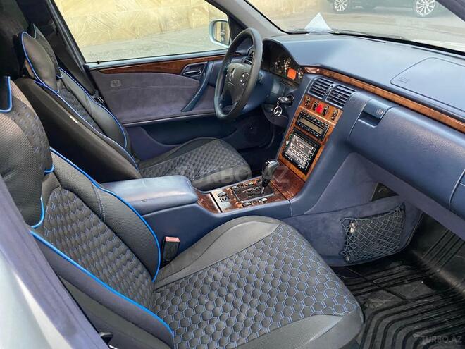 Mercedes E 240 2000, 411,167 km - 2.4 л - Bakı